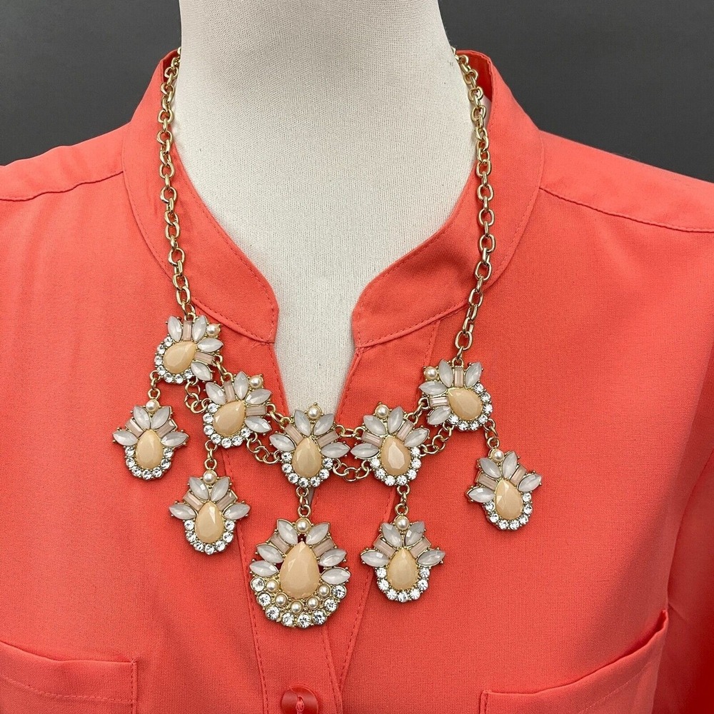 INC International Concepts Gold-tone Pink Opal Women's Fashion Bib Necklace NWOT